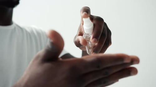 Spray desinfetante para mãos para higiene e proteção