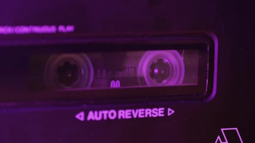 Grabadora de radio retro, casete de audio, primer plano, escuchar música, radio antigua, reproductor Boom Box, Macro
