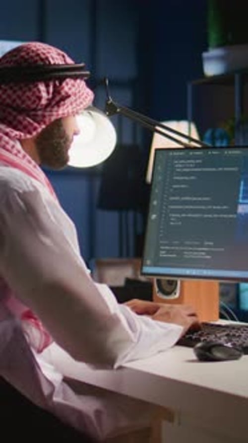 Desarrollador de Vídeo Vertical que actualiza sus redes neuronales