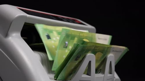 Counting Euros with Money Counting Machine