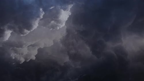 view of thunderstorms that occur in the dark sky