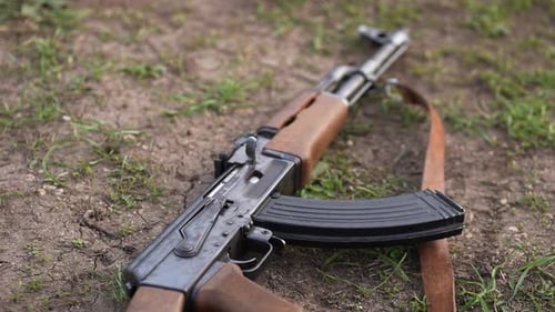Machine Gun on the Ground 91