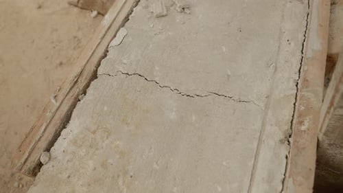 Cracked concrete during drying process in house construction