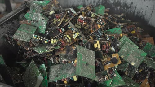 Schutz der Umwelt durch verantwortungsvollen Umgang mit veralteten Elektronisch Geräten und Teilen