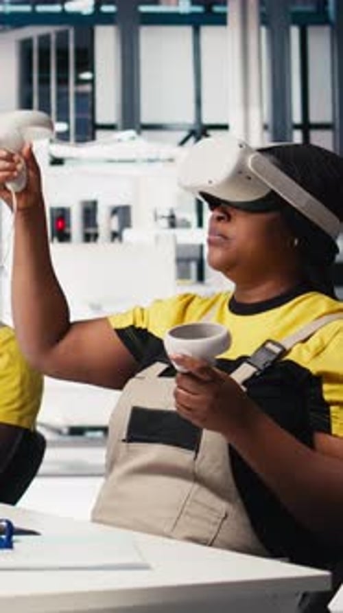 Vertical Video Photovoltaics Factory Engineer Using VR Tech to Build Models