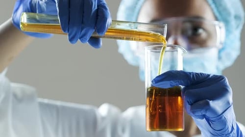 Les essais étant de l'huile pour machines, réalisés en laboratoire