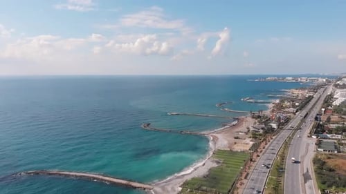 Beautiful coastline with turquoise sea water and rocky beach. Alanya, Turkey.