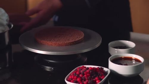 Chef Icing Chocolate Cake with Cream