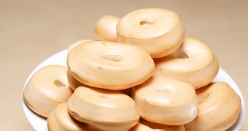 Hong Kong style bubble cookies in rotation