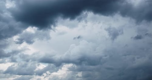 Gray Cloudscape on a Cloudy Day