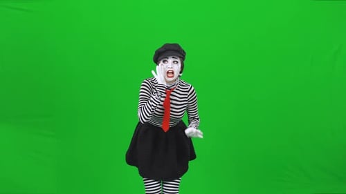 Mime Girl hat das Gespräch von jemandem mitgehört, Jemandem erzählen
