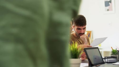 Equipe de negócios ou startups trabalhando no escritório