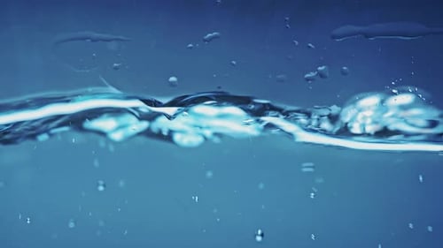 Water (4K)
