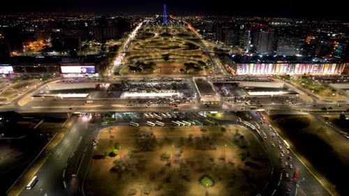 Paisaje nocturno del centro de Brasilia, Brasil. Ciudad emblemática de la tarjeta postal.