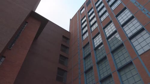 Building 4K