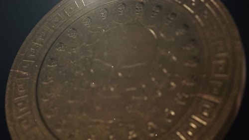 Ancient Golden Skull Medallion Rotating Reveal