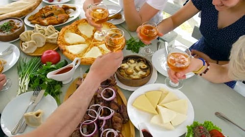 Cuisine nationale géorgienne Repas sur la table au restaurant