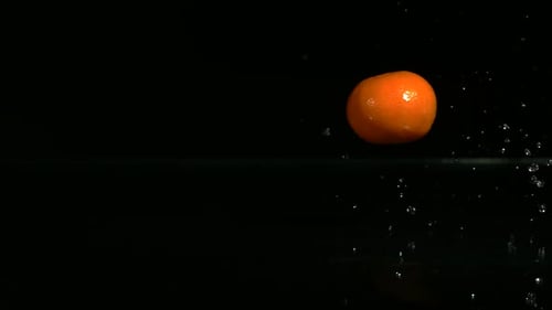 Bouncing fruit in ultra slow motion 1500fps - BOUNCING FRUIT PHANTOM