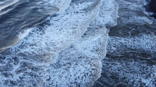 Ondas después de la tormenta aérea