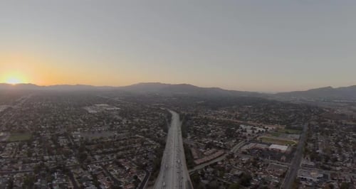 Prise de vue par Drone sur l'autoroute de Los Angeles