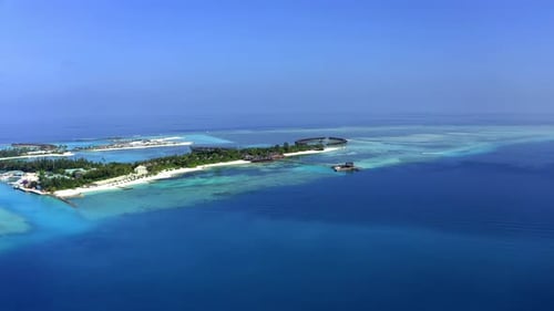 Foto aérea da ilha Maldivas Olhuveli