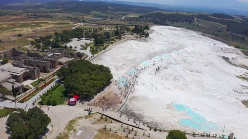 Paisagem incrível de Pamukkale