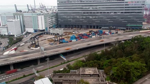 Panorâmica do terminal portuário de contêineres e do centro de logística de Hong Kong
