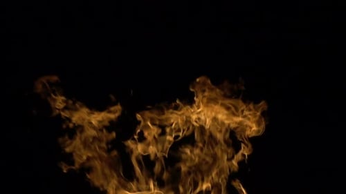 Feuer auf schwarzem Hintergrund