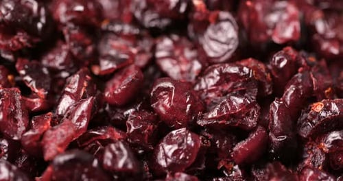 Dried cranberry