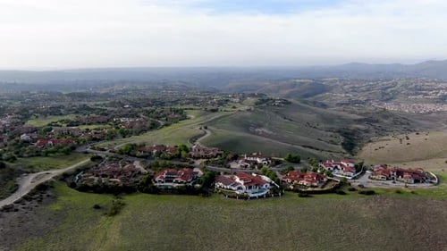 Big Luxury Executive House with Pool Next To Golf Course in Private Community