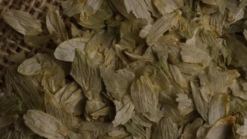 Tiro rotativo de cevada e outros ingredientes de fabricação de cerveja