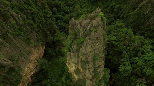Montagne aérienne de calcaire 16
