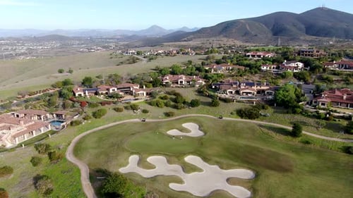 Big Luxury Executive House with Pool Next To Golf Course in Private Community