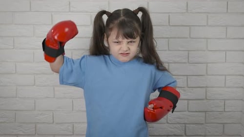 Athlet Kind in Handschuhen