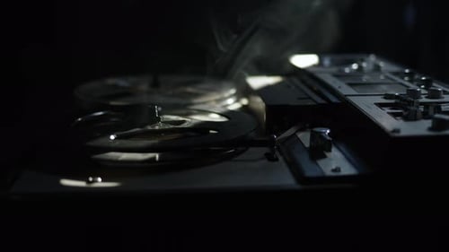 Lose Up Old Reeltoreel Kassettenrekorder spielt Magnetbandaufnahme