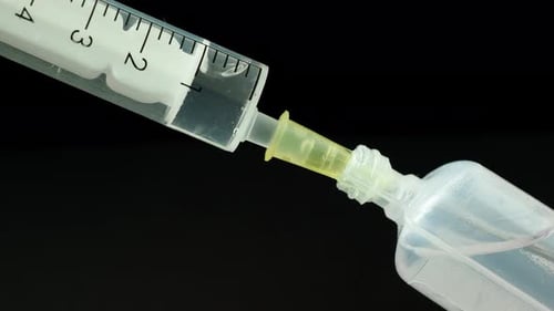 Syringe Filling with Clear Liquid Medicine