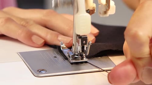 Nähen Sie Stitch an der Nähmaschine