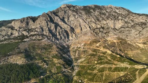 Chaîne de montagnes en Turquie Vue aérienne 4 K