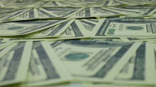 Banknoten in Landeswährung Vereinigte Staaten auf dem Tisch