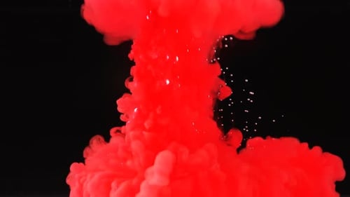 Rote Farbfarbe Wolke auf weißem Hintergrund