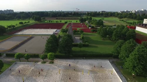 Vista aérea de diferentes campos deportivos