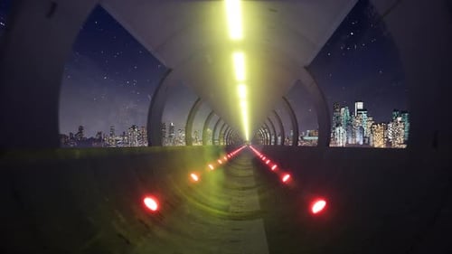 Lumière ultraviolette fluorescente, tunnel de lignes lumineuses au néon
