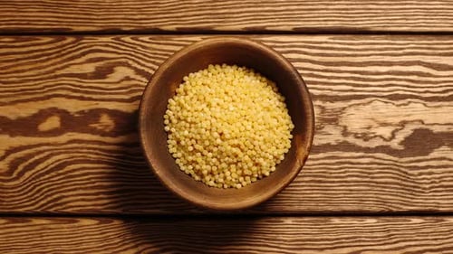 Couscous Fill Eine Holzschale