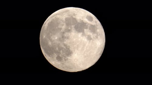 der Mond mit einer 1000x-Linse aufgenommen