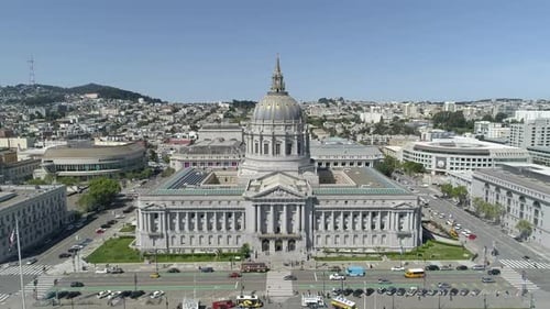 Aerial view of the City Hall in San Francisco
