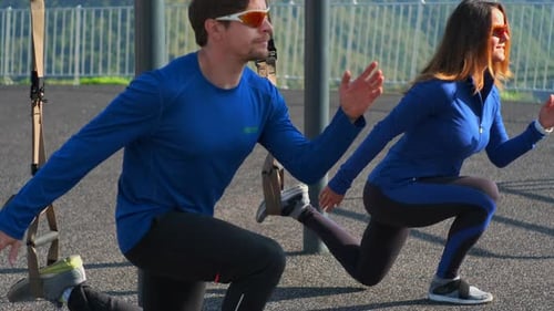 Entraînement en équipe avec Trx Straps Outdoors