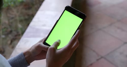 Chroma key on cellphone