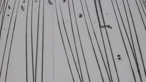 Vista superior da ferrovia no inverno