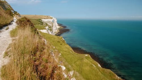 Los acantilados blancos de Dover, Kent, Inglaterra, Reino Unido