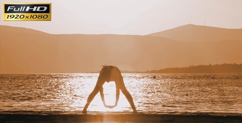 Gymnastique au coucher du soleil